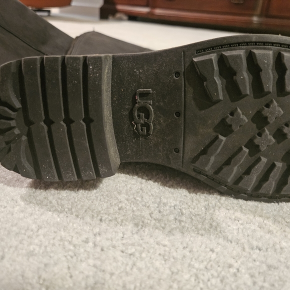 UGG Seldon Tall 1009201 Black Womens Boots, Size 7 - Picture 10 of 15